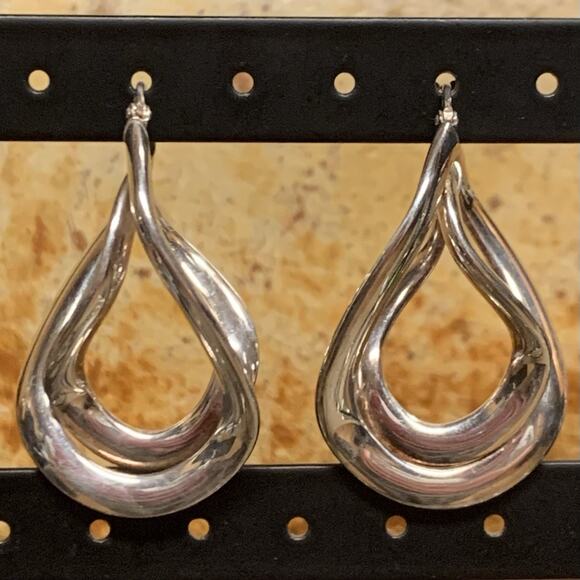 Milor 950 Silver Twisted Hoop Style Earring Made in Italy - Picture 3 of 8